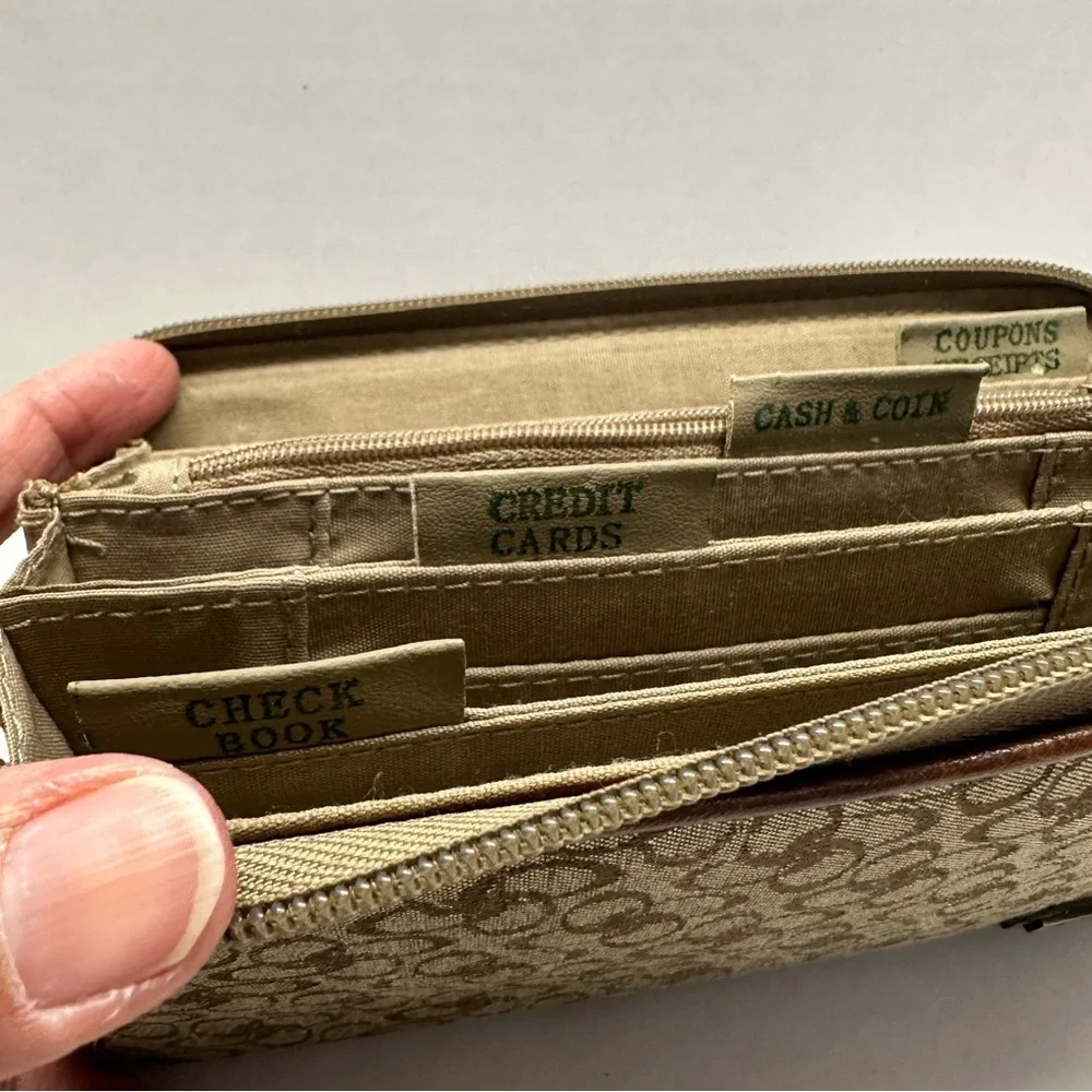 Rosetti Zip Around Wallet Tan Brown Monogram Geometric Pattern Organizer Clutch - Picture 3 of 3